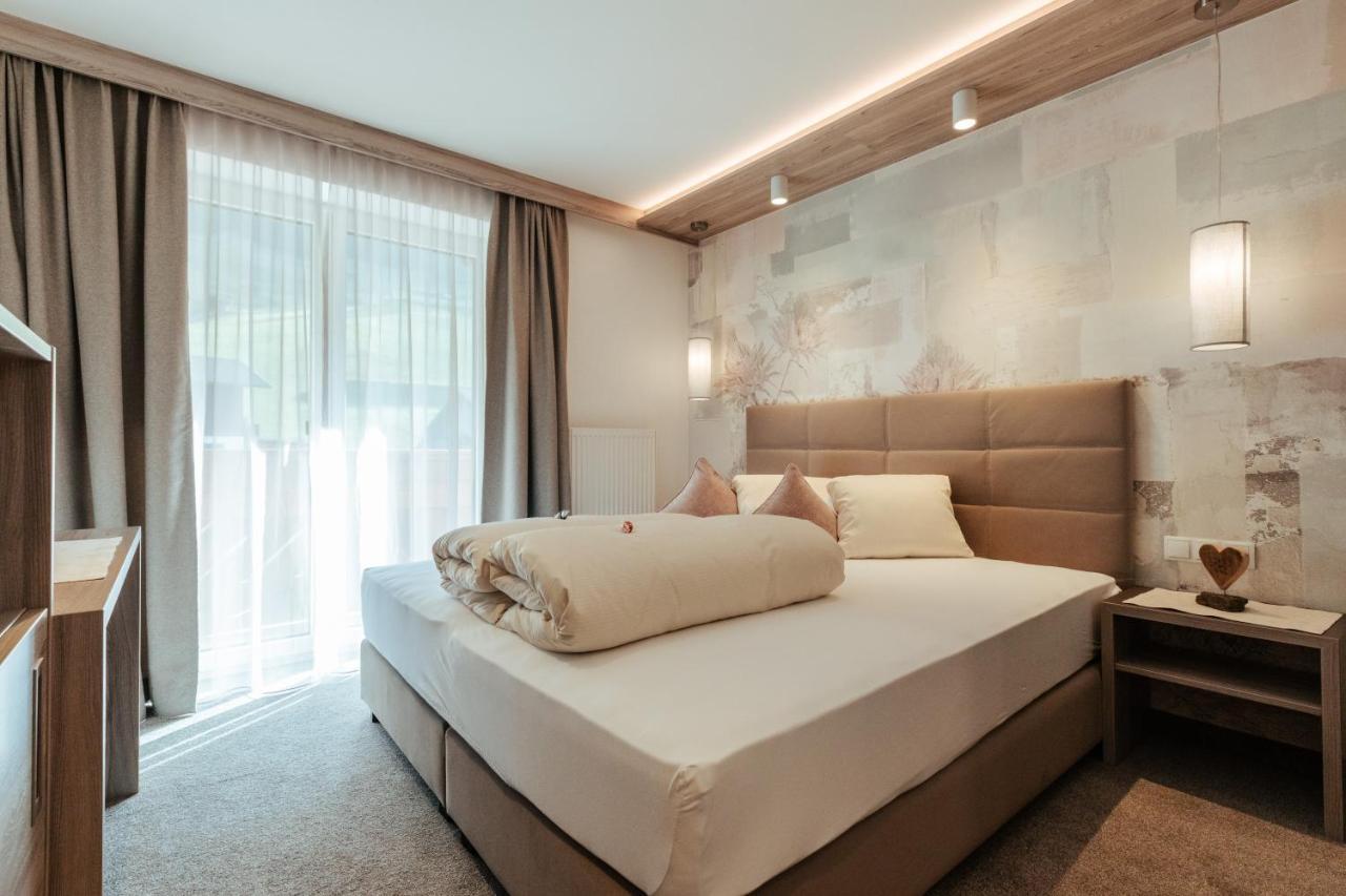 Hotel St-Leonhard Sankt Leonhard im Pitztal Ngoại thất bức ảnh