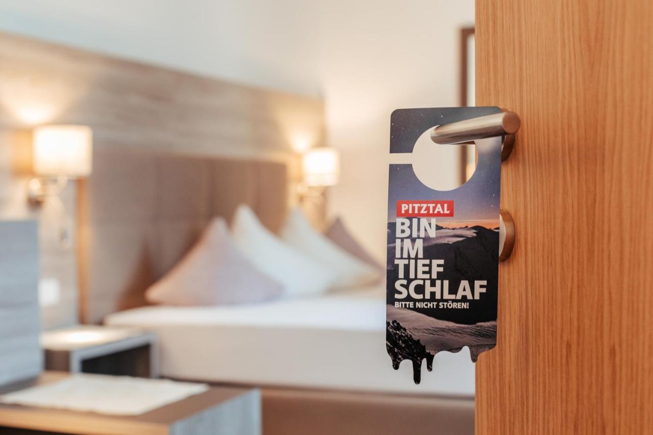 Hotel St-Leonhard Sankt Leonhard im Pitztal Ngoại thất bức ảnh