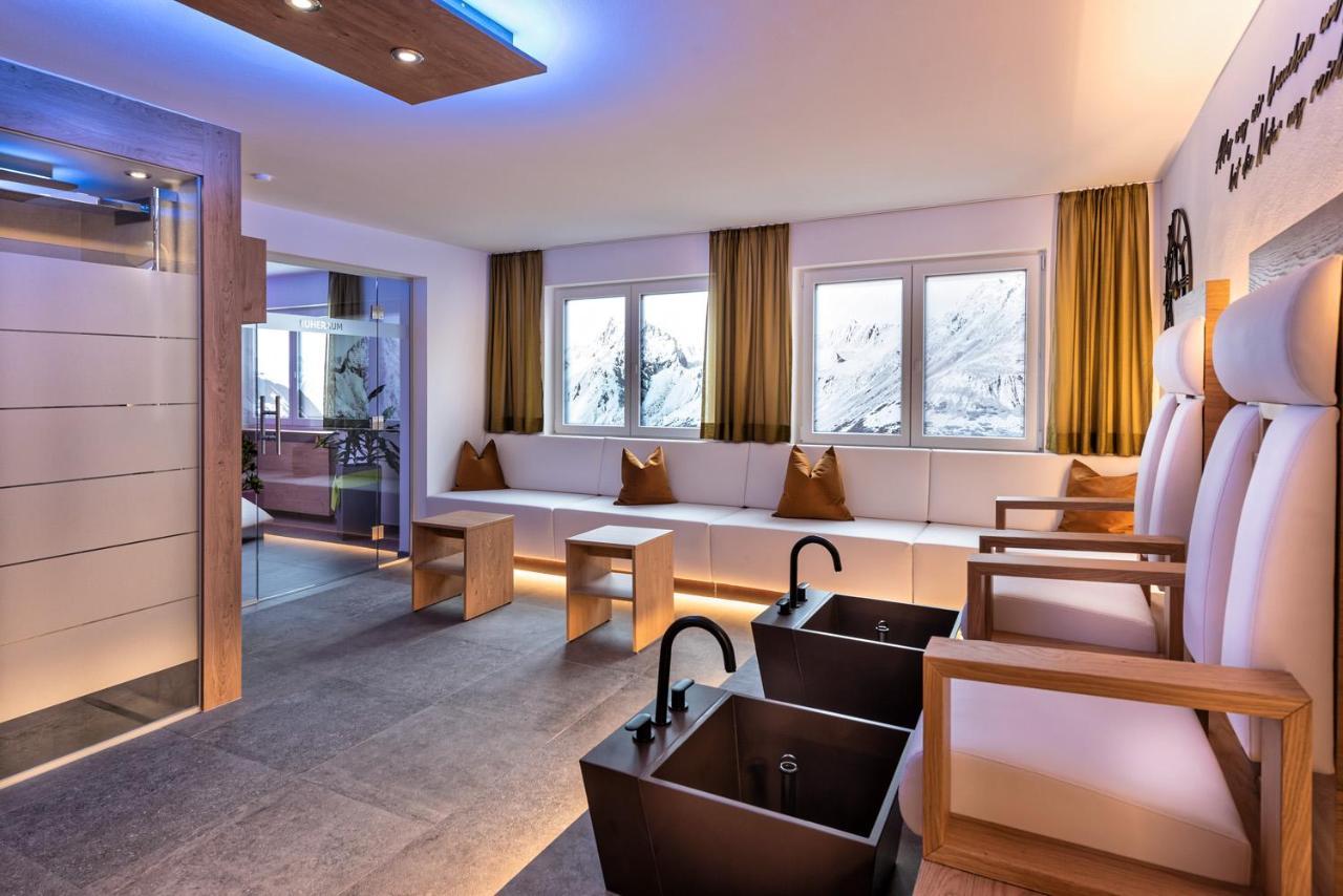 Hotel St-Leonhard Sankt Leonhard im Pitztal Ngoại thất bức ảnh