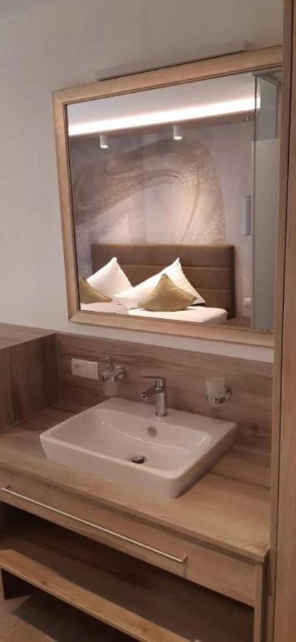 Hotel St-Leonhard Sankt Leonhard im Pitztal Ngoại thất bức ảnh